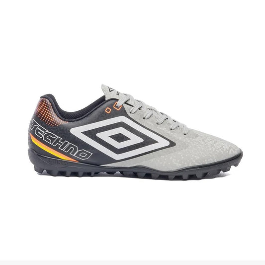 U01FB00332-812 Umbro Calzados Society Masculino Futbol Techno_II Cinza/Preto/Branco